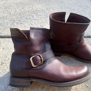 Frye Veronica Bootie - Redwood
